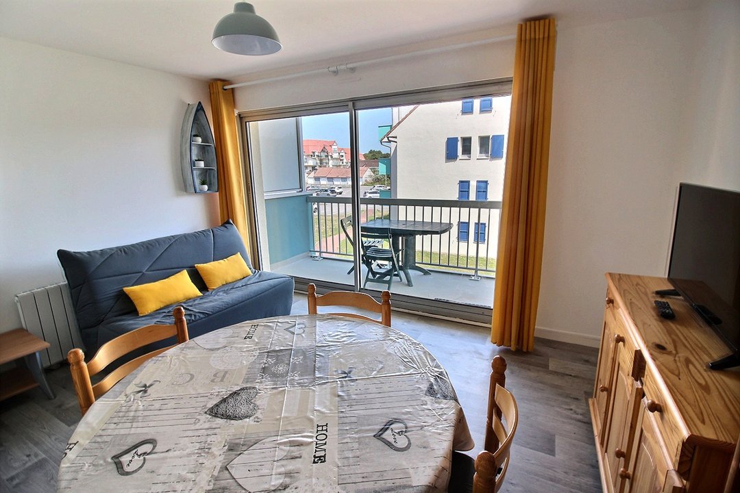 /picture/helios/116215201/QUEENVICT F2/7_2026-01-01CET00h00-13.jpg